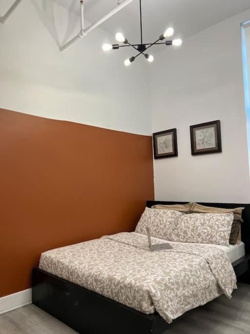 Cozy, High Rise, Large Studio Facing Downtown . Apartment Baltimore Exterior photo